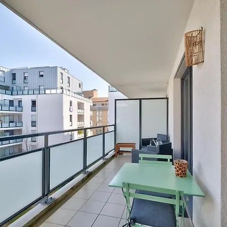 Apartment Superbe A Avec Vue Sur La Saone *